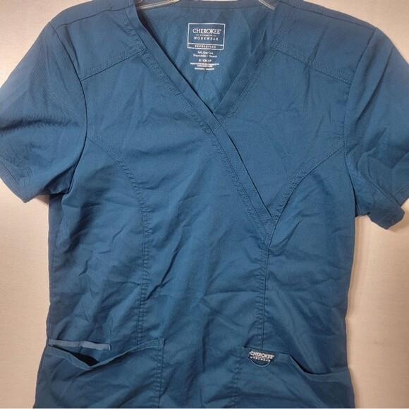 Cherokee Tops - Nurse Medical Vet Dental Tech Scrub Top Cherokee Workwear Small